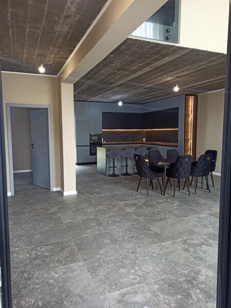 Cernica, Balaceanca, vand sau schimb cu 2-3 cam. + dif., vila individuala